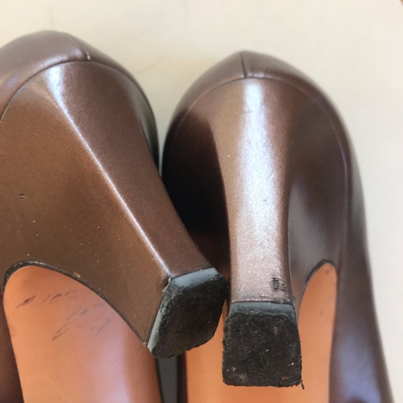 Ferragamo Bronze Vintage Heels - Picture 10 of 11